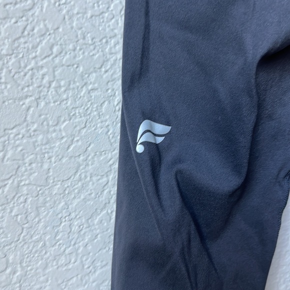 Motion 365 Fabletics grey pants Sz Medium women with waist pocket grey - Picture 5 of 11